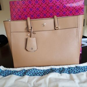 Tory Burch Robinson Tote BNWT